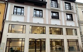 Arte Hotel Rooms & Apartments